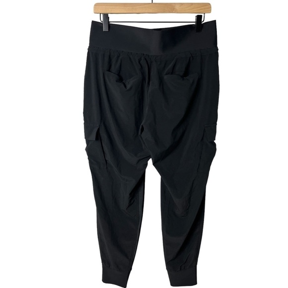 Athleta Sutton Cargo Jogger Black Size 8 Style 405713 Activewear Travel Pants - Picture 4 of 7